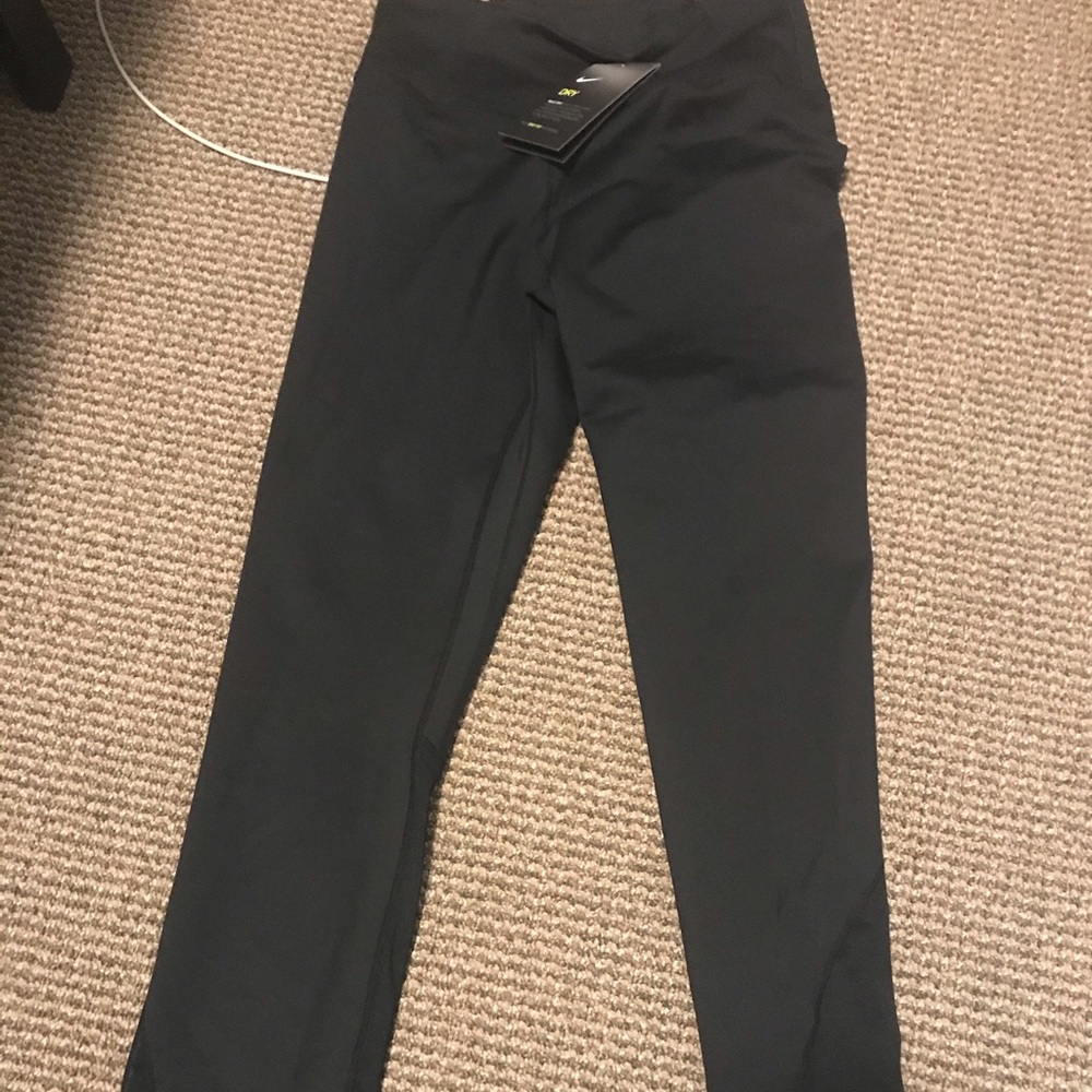 Nike 7/8 workout leggings